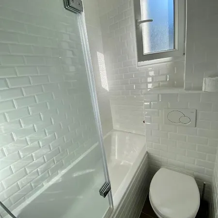 Bright 43m Near Montmartre Appartement *